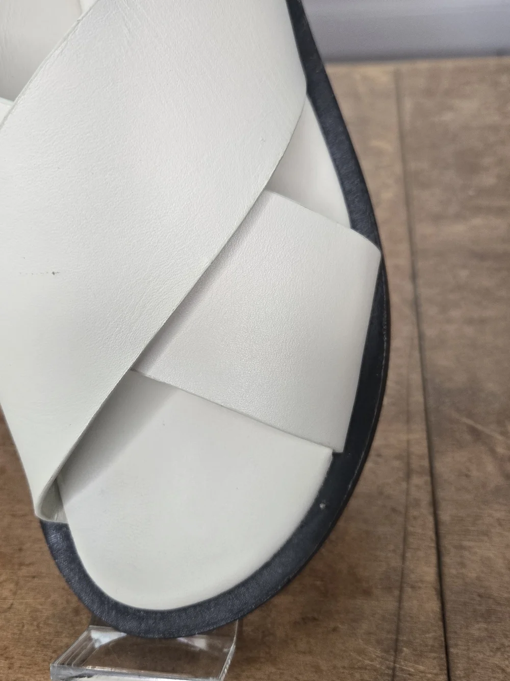 Everlane The City Crossover Sandal Parchment Cream Leather Sz 8.5
